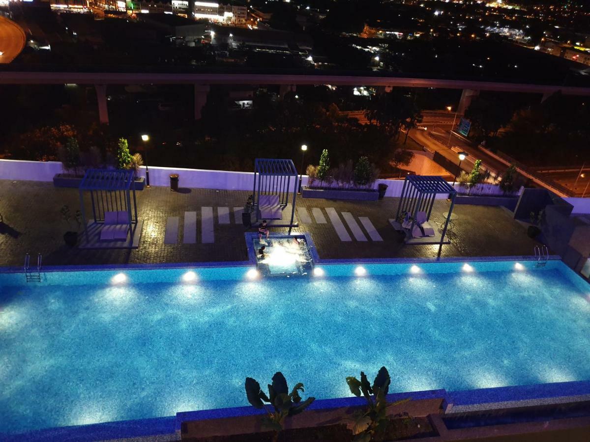 MLH Deluxe Studio Suites @ Landmark Residence Cheras Exterior foto
